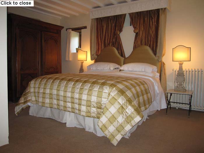 Bedroom suite
